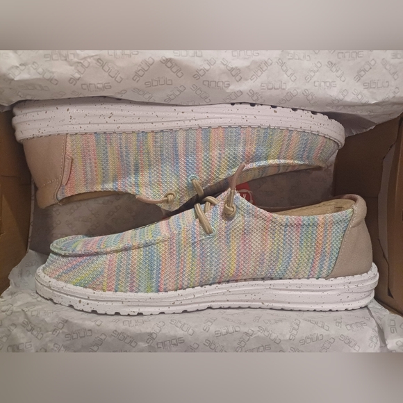 Hey Dude Wendy Aurora White Shoes - Picture 4 of 5